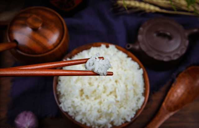 全家人|美的智能电饭煲使用测评，带来健康低糖饮食生活