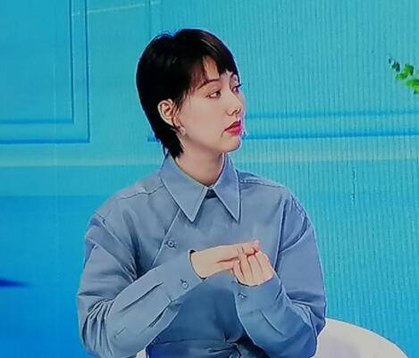 原创东方卫视星尚频道主持人伊琳杨乐王冠如今的发展轨迹大不同