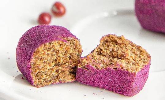 因为进入春天后,女人注意多吃2物,补水又养肤,气色变好抗衰老