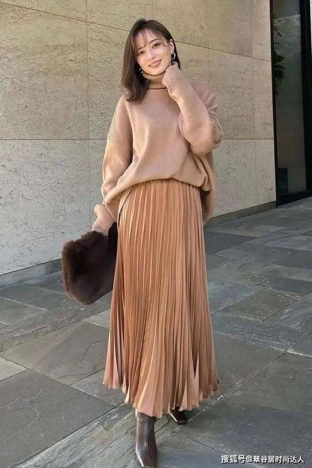 脚踝 女人再懒，穿打底裤也别配运动鞋！瞧日本主妇这样穿，时髦更高级