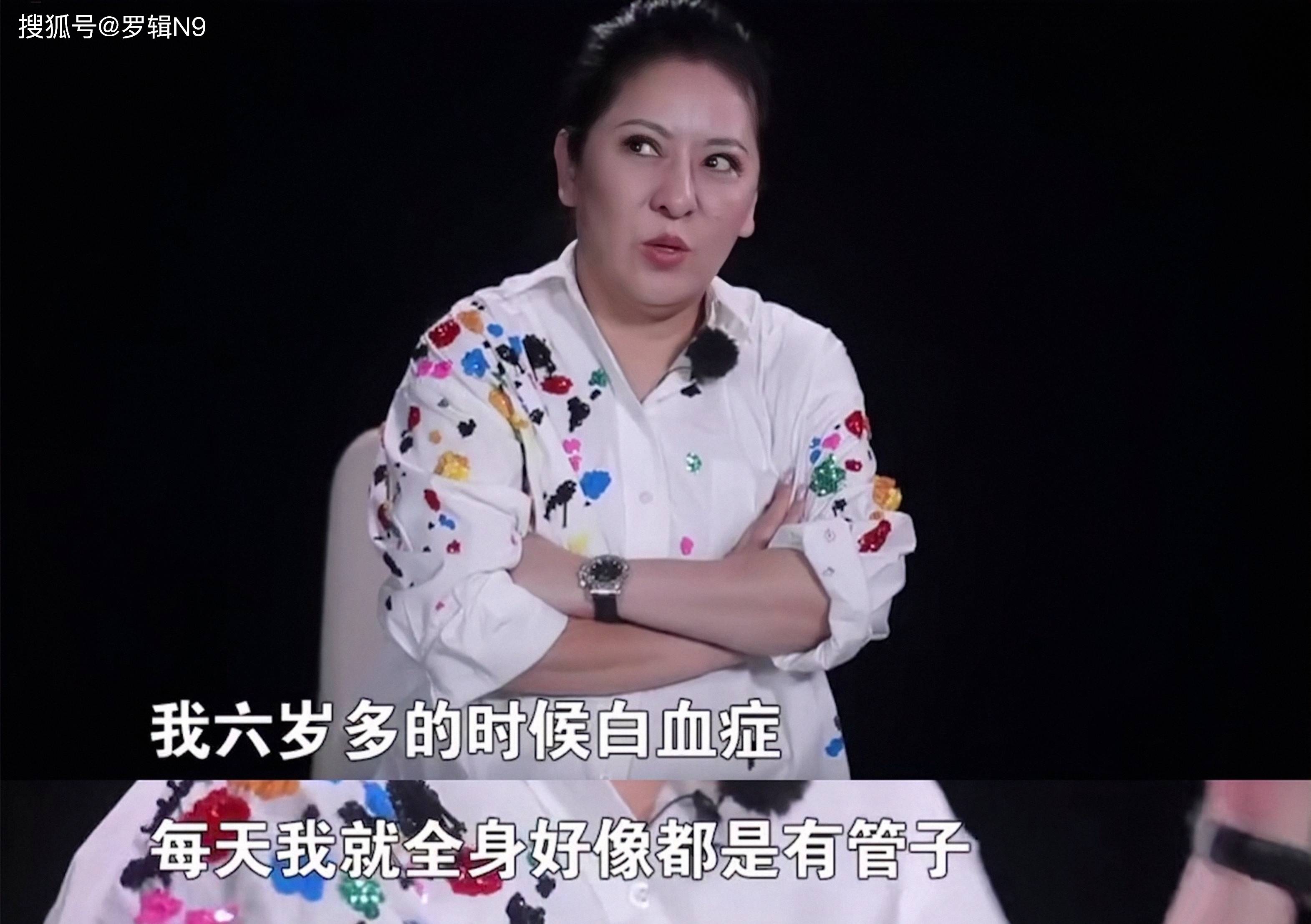 香港女枭雄陈岚18岁被母亲卖进舞厅甘做向华强背后的女人
