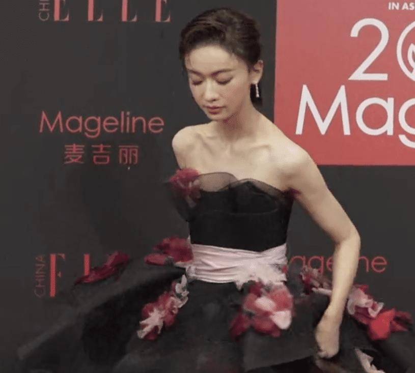 因为瘦脱相的10位女星：皮肉流失，行走的骷髅，瘦成纸片人真的不好看