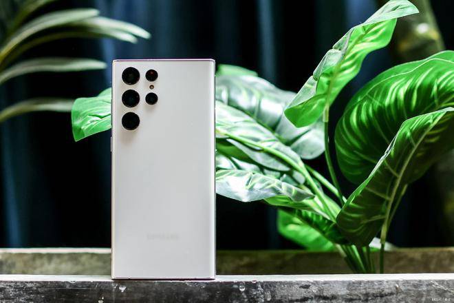 全新Galaxy S系列旗舰级创新，惊艳来袭