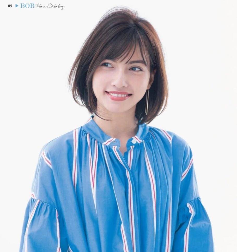 下巴果然,能剪短发的女人都有这4个优势,不是脸小就可以,你有吗