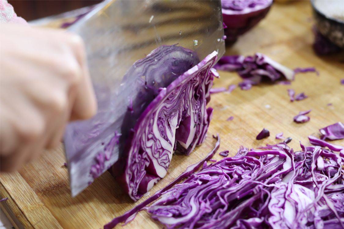 食谱|女神节到了,建议女人:多吃“3谷6菜”,少吃保健品,面色如桃花