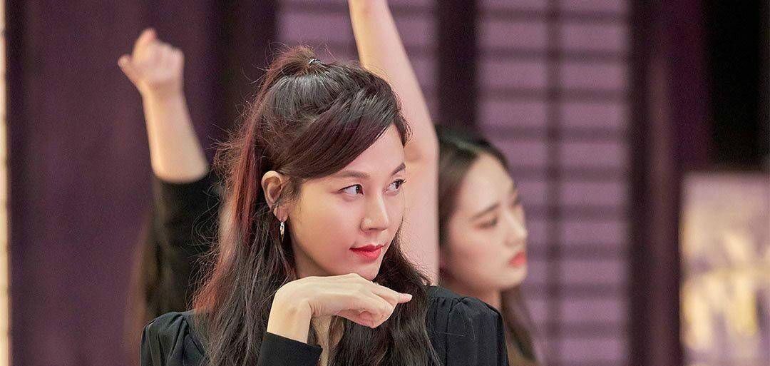 《再次十八岁》首播,开局余欢水气象,金荷娜依旧美艳动人_电视剧_剧情