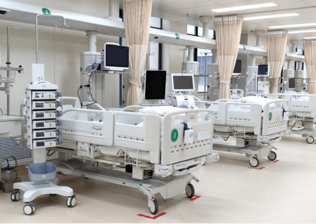 父亲|脑科团队勇闯“生命禁区” “拆除”脑干肿瘤