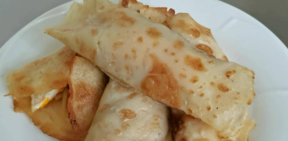 加入适量|家常早餐卷饼,不揉面不擀面,营养美味吃法多,做法还简单