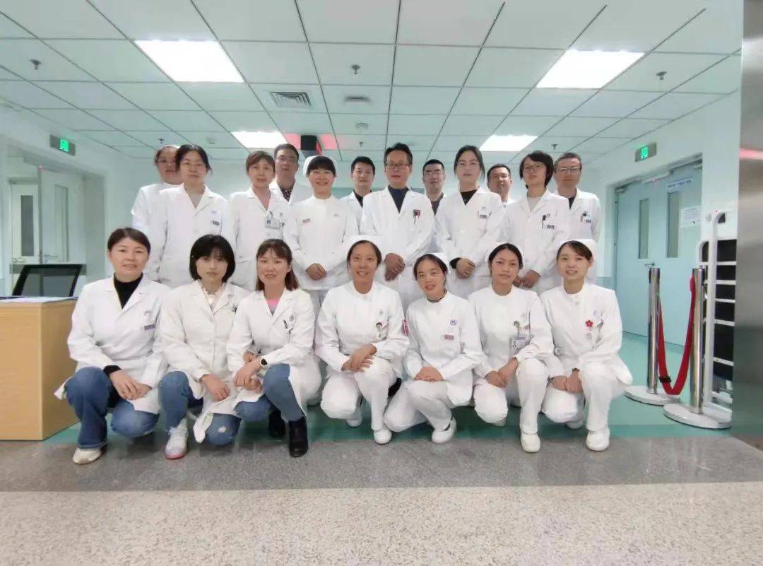 父亲|脑科团队勇闯“生命禁区” “拆除”脑干肿瘤