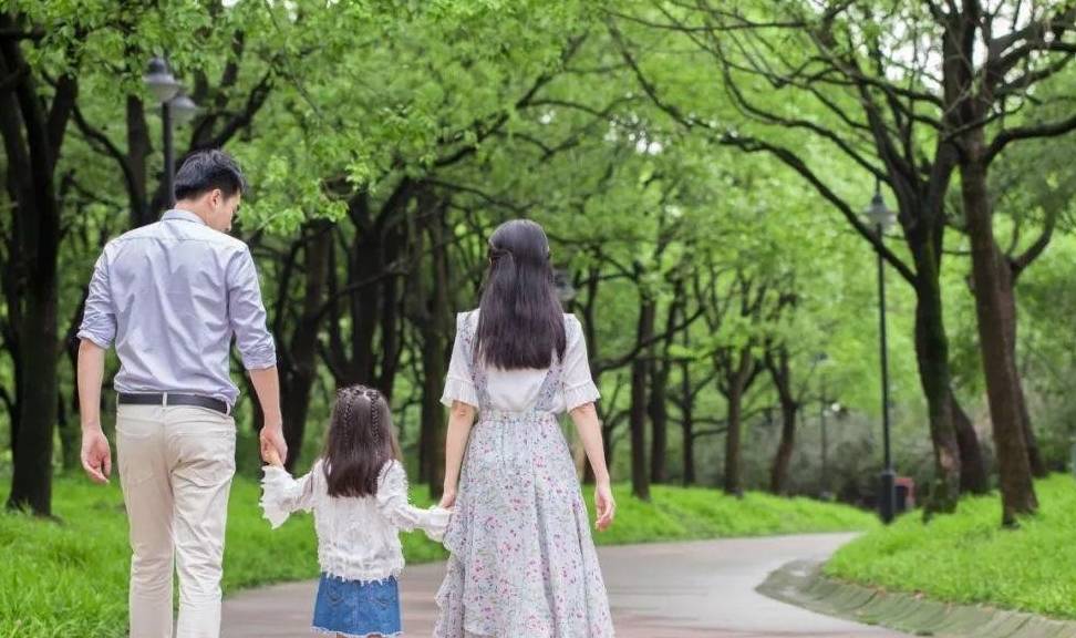 因为|为啥再穷都要生二胎?和养老无关,独生子女真正的困境你可能不懂