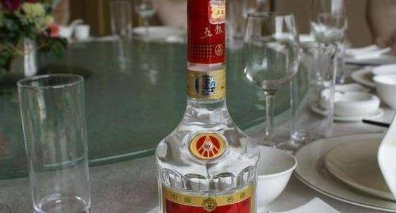 剑南春|中国人过年都爱喝什么样的白酒?新老八大名酒告诉你答案