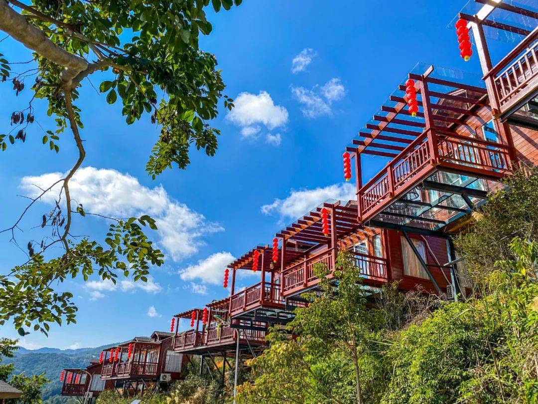 最近灵龙谷又出现了新的项目快带上家人朋友游玩