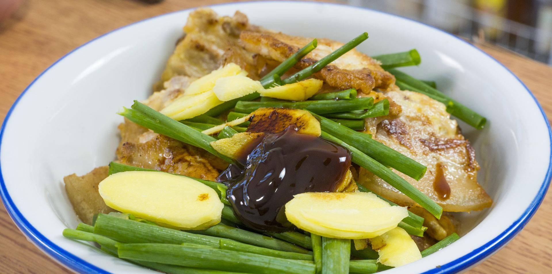 米面|做粉蒸肉，老厨师50年的经验教我做，五花肉酥嫩爽口，米面不夹生