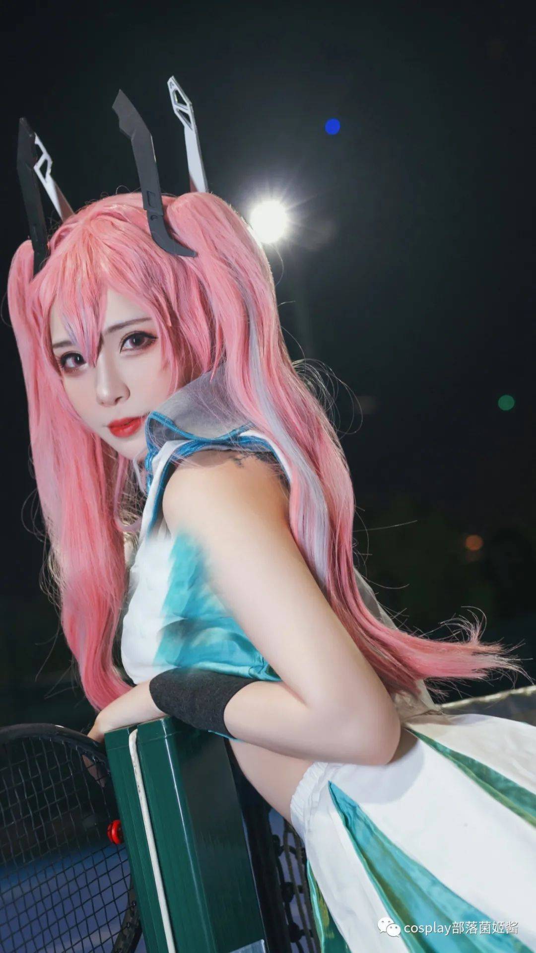 cos碧蓝航线布莱默顿炙热的网球练习cos正片羊大真人