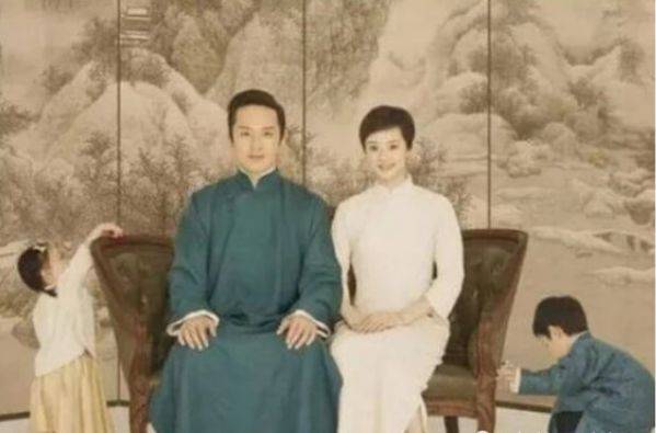 民国 明星“国风”全家福：伊能静喜庆，邓超恩爱，也被指“重男轻女”