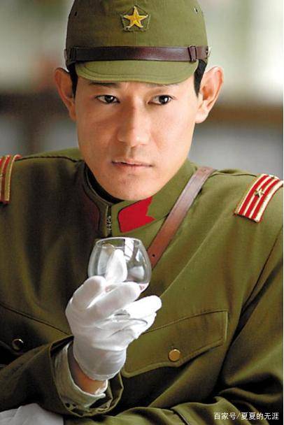 因长得像鬼子，4年演了六千多次鬼子，成横店鬼子专业户！_杨磊_日本_角色