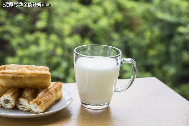 家长|孩子身体发育慢，元凶可能是这种“应付”早餐，父母别再无知了