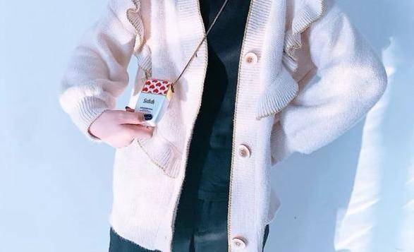 赵丽颖大浓妆out了，32岁赵丽颖“伪素颜”赚足眼球！美妆界作弊神器