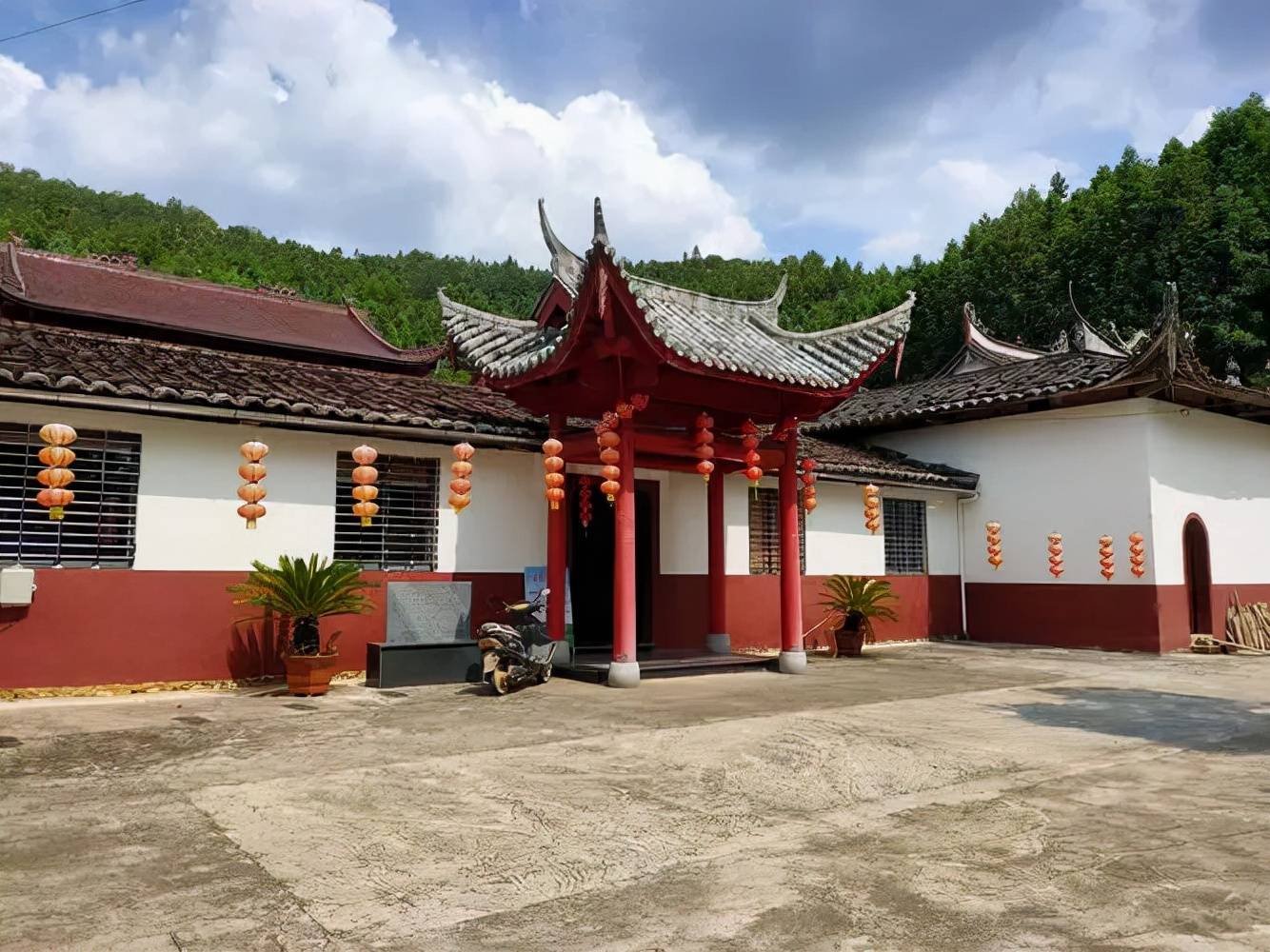 中国唯一的"茶神祠,就在北苑茶园_凤凰山_张氏_茶树