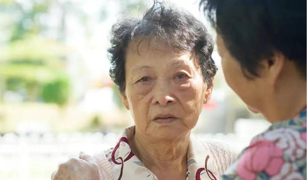 老张|搭伙一个月后散伙,57岁阿姨:想让我做你全家人的保姆?没门