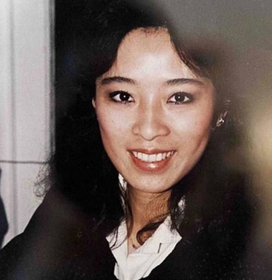 原创911飞机撞大楼前华裔空姐邓月薇最后20分钟留一份珍贵录音