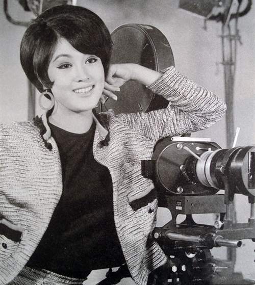 原创熬死花心丈夫让小三有苦难言独享70亿家产何莉莉教科书式斗小三