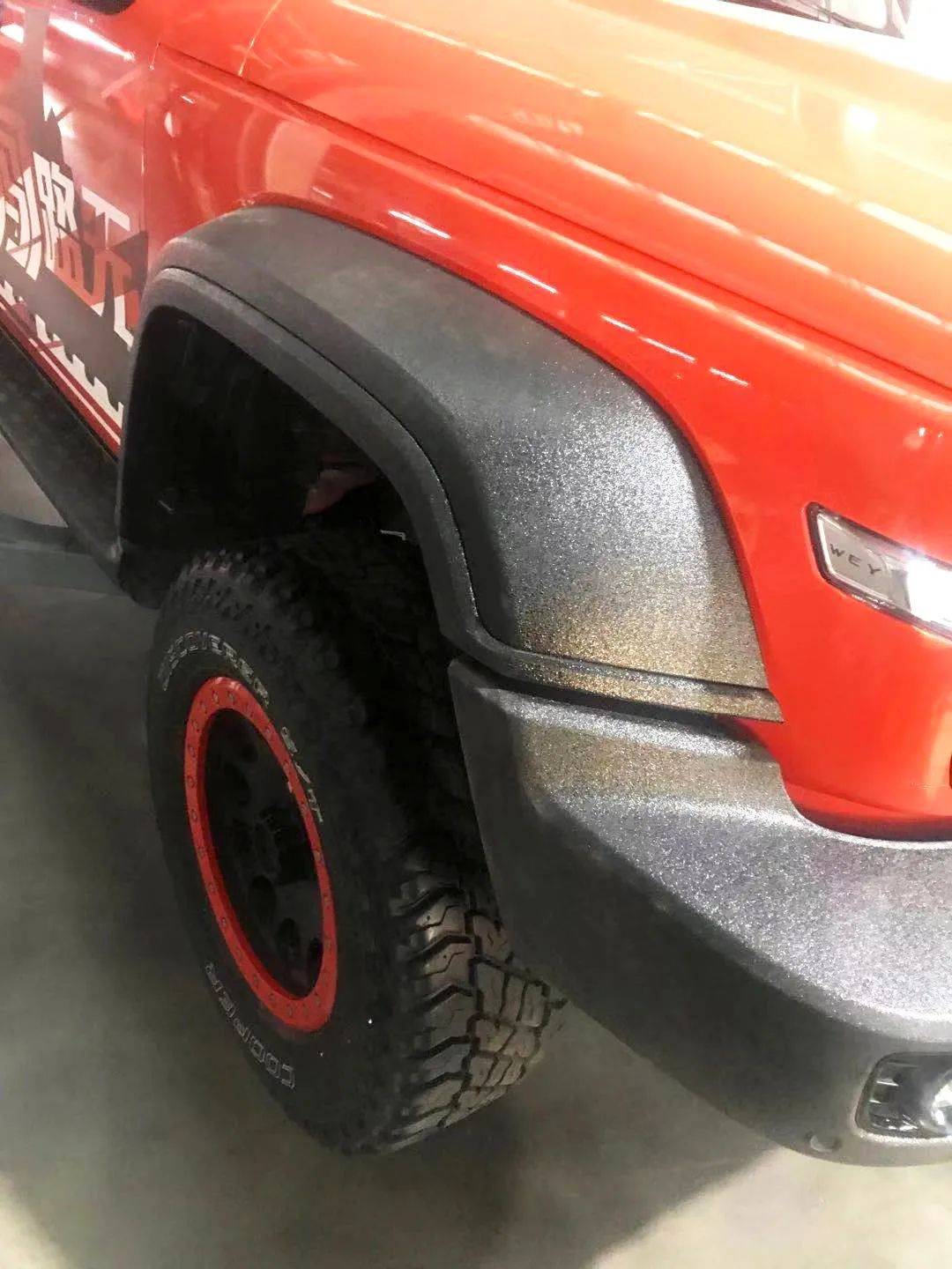 猿金刚越野车易损件防护改装局部喷涂防爆装甲漆效果
