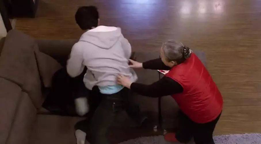 亚平|《双面胶》播出十多年后,原型上海姑娘吴丽君的丈夫,怎么样了?