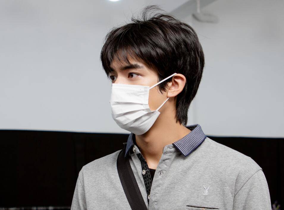 曾舜|宋威龙的“新玩法”再次刷新了观众的底线，这档综艺被“玩废了”？？