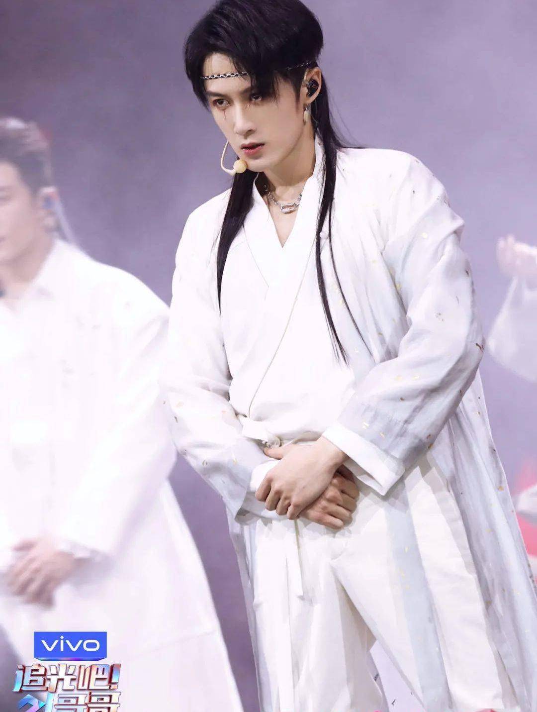 Rap《追光吧！哥哥》迎冲刺夜！李汶翰领衔颠覆《上海滩》