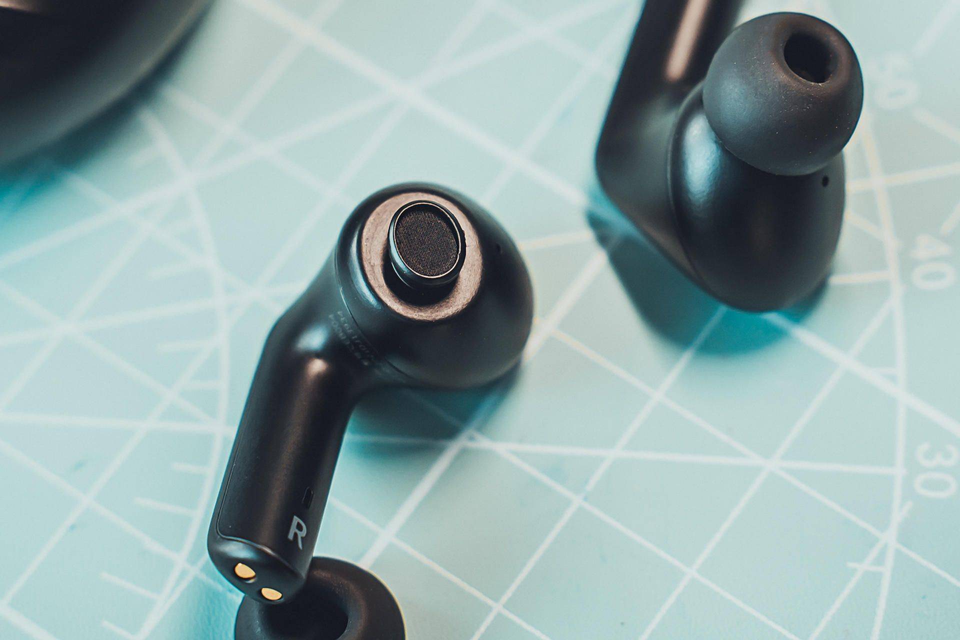 可靠的云中之雀hyperx云雀tws