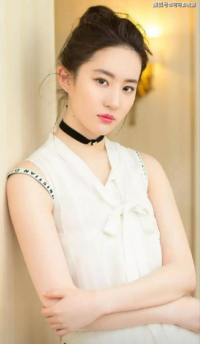 原创美女明星刘亦菲高清写真美图眉目如画美不胜收