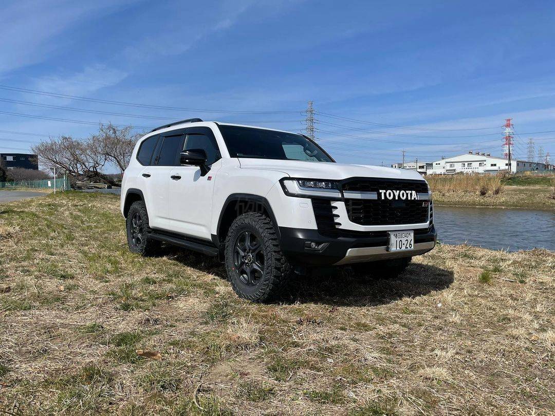 雪地版陆巡lc实拍越野性能飙升10at四驱犀利又霸气