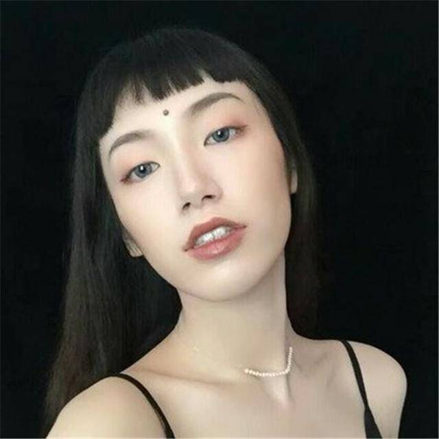 失败率为什么不建议女人去“纹眉”？主要有这4方面的原因，庆幸没跟风