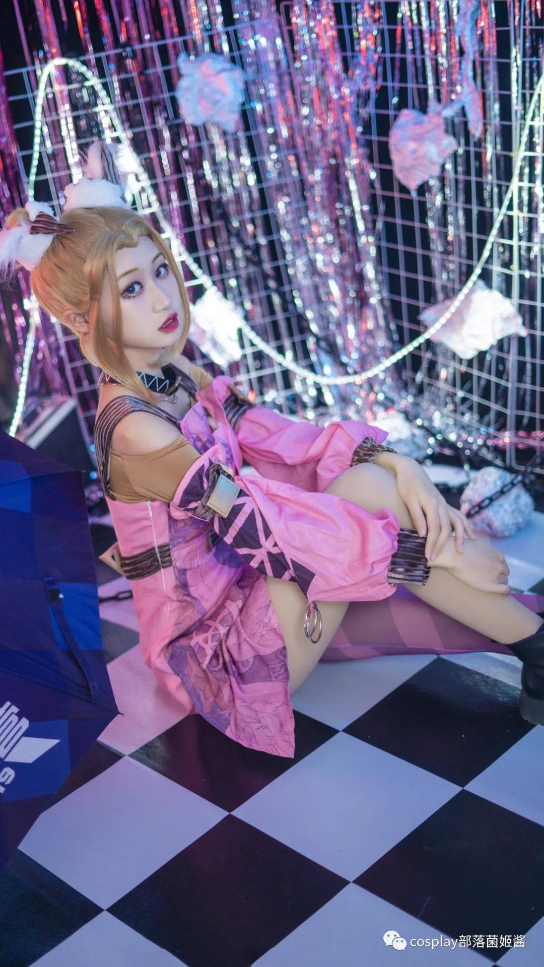 cos王者荣耀无限星赏官公孙离cos正片茴茴