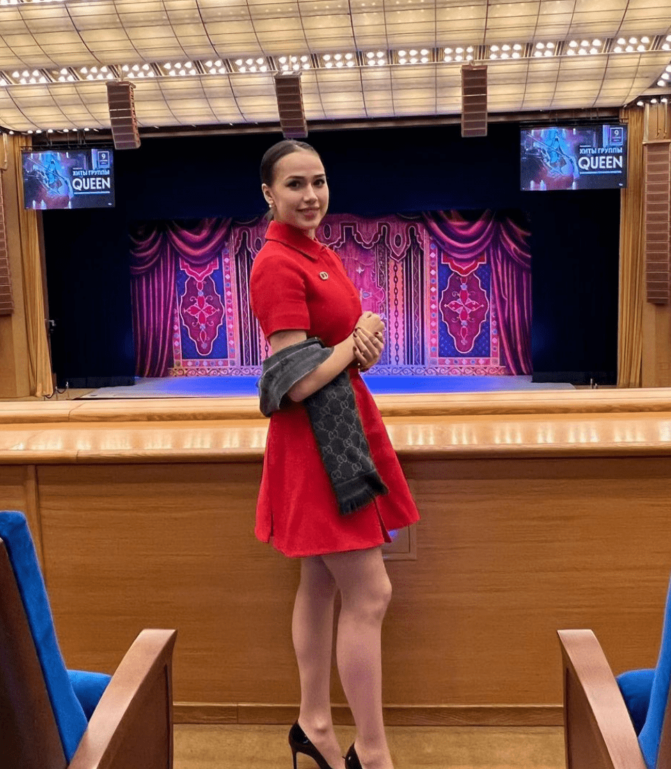 原创19岁花滑奥运冠军倒在发育关最新照片发福明显昔日天才像39岁