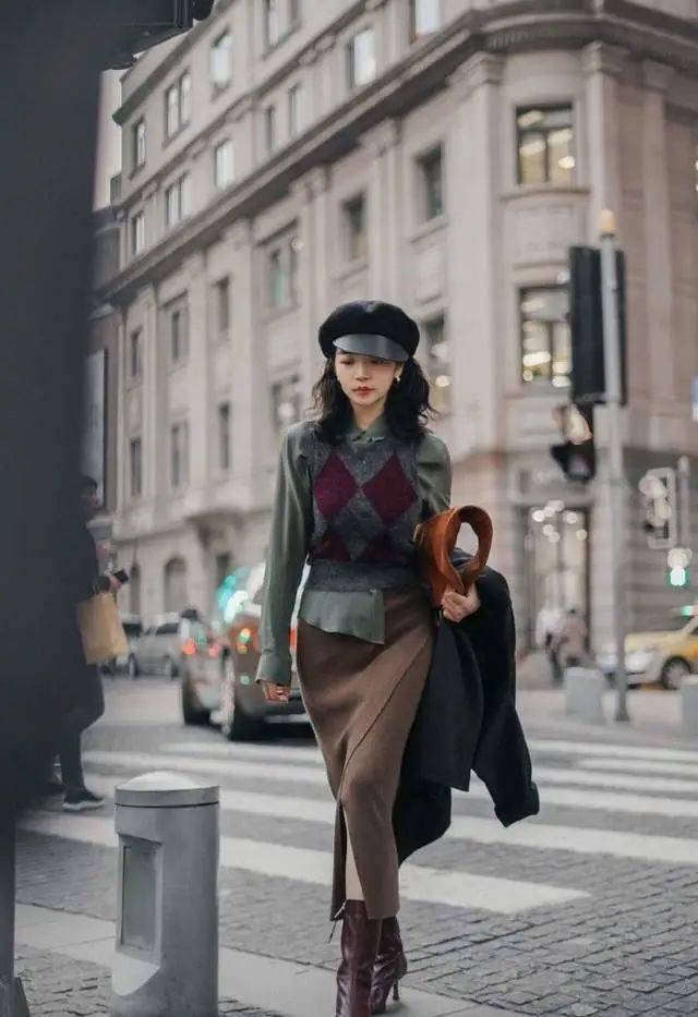 面料 三木博主把“脚踝裙”穿火了，内搭衬衫优雅时髦，比穿大衣还高级