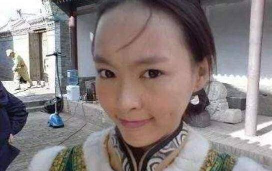假发沈梦辰的头顶秃了，发亮的多与少真的是现代人的焦虑啊