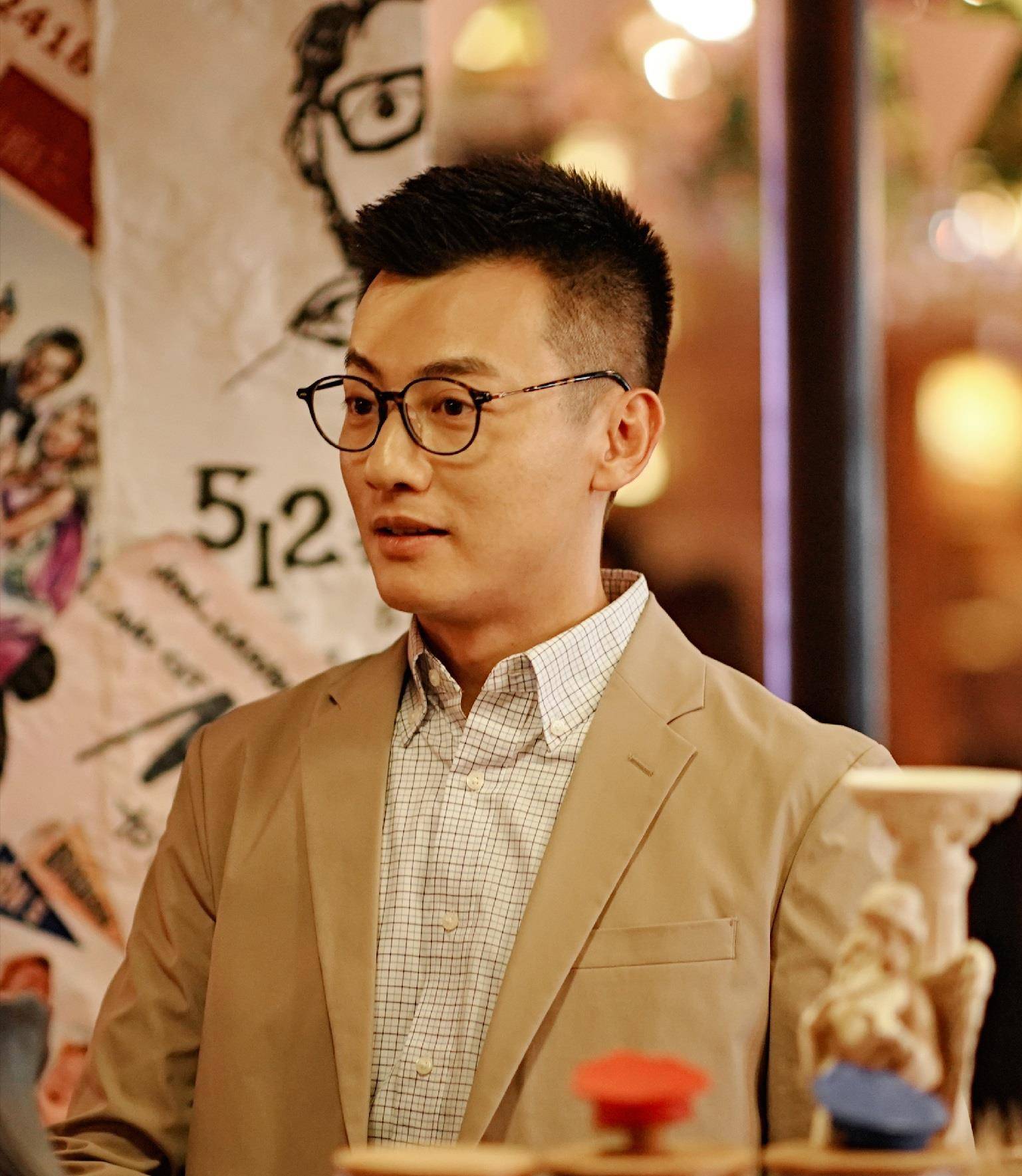 李宇文|冲着白百何去看《我们的婚姻》,却被李宇文圈粉,颜值不输佟大为