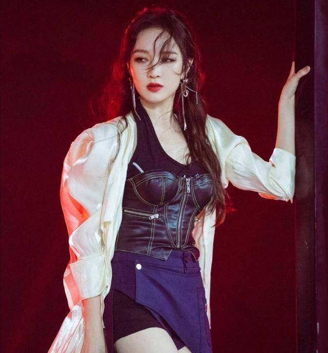 节目组|淘汰孟佳王丽坤直接“炸锅”：只要你强，被淘汰也会有无数人怜爱？