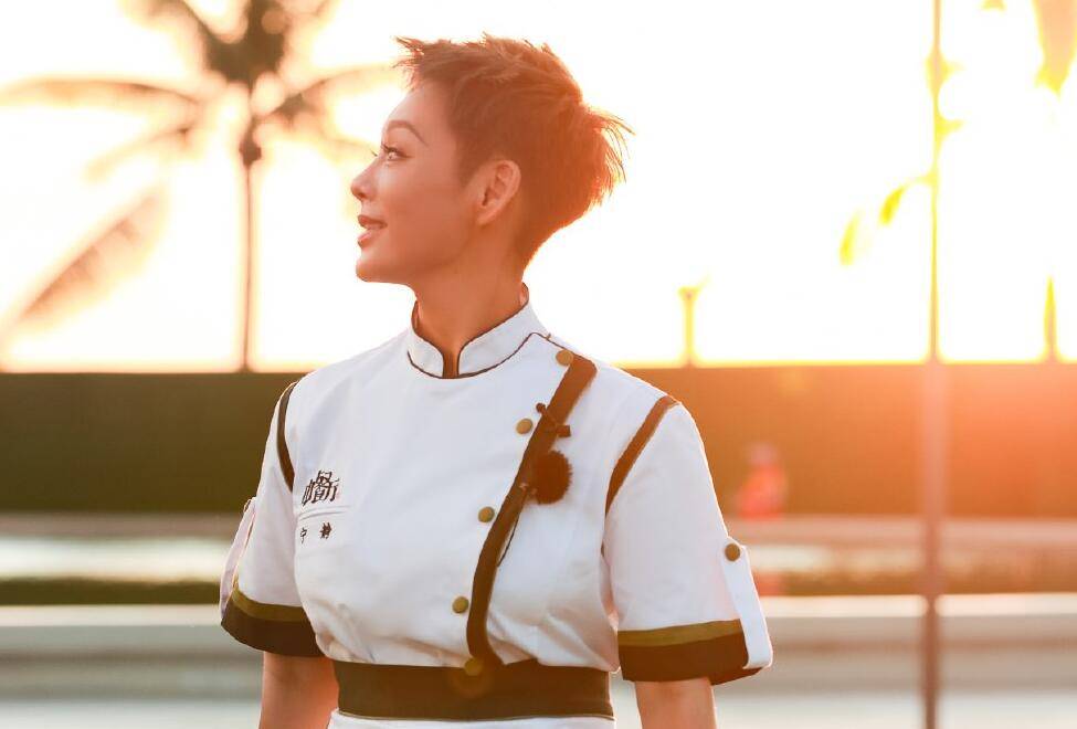 生活|黄晓明宁静“耍心眼”,《中餐厅》收官只能靠周也勉强挽尊!!