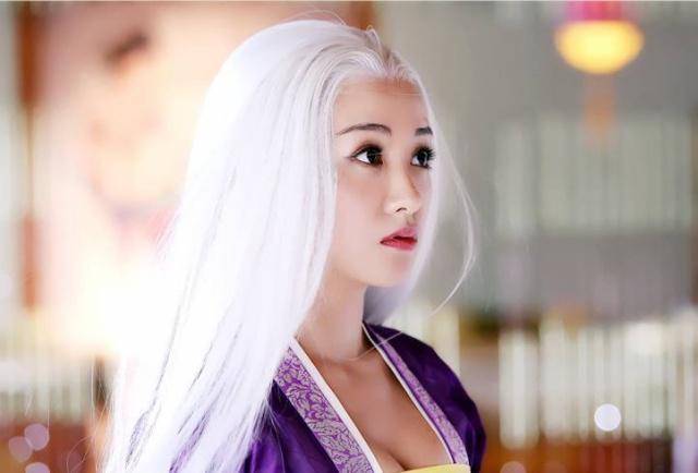 张雪迎女星白发造型，鞠婧祎的雪飞霜，张雪迎的容乐，谁最美？