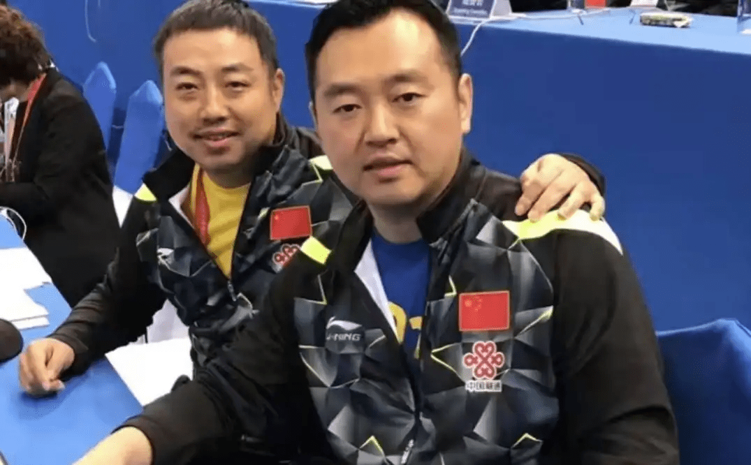 丁宁,刘诗雯都是在孔令辉的指导下,成长为国乒女队扛把子,而李晓霞