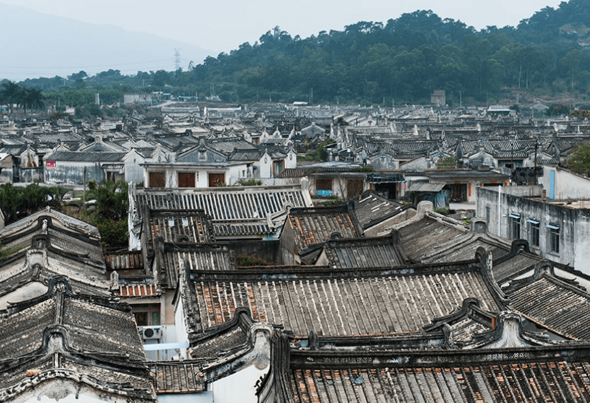 中国人口最多的村庄，全村居民姓同一个字，人口相当于一个小县城