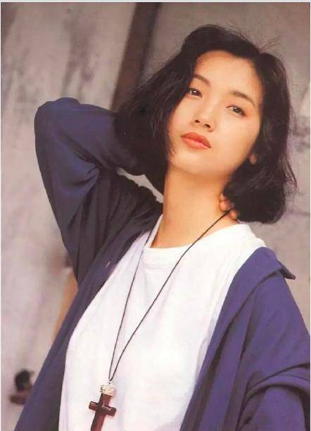 娱乐圈小眼睛还很漂亮的女星吴倩莲撞脸汤唯林忆莲让人心动