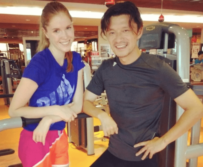 国足功臣谢晖走马上任90后加拿大白富美娇妻抢镜混血儿子可爱