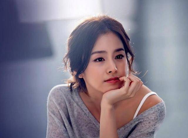 她被誉为韩国第一美女，公开最想嫁的明星后，网友：我们不同意