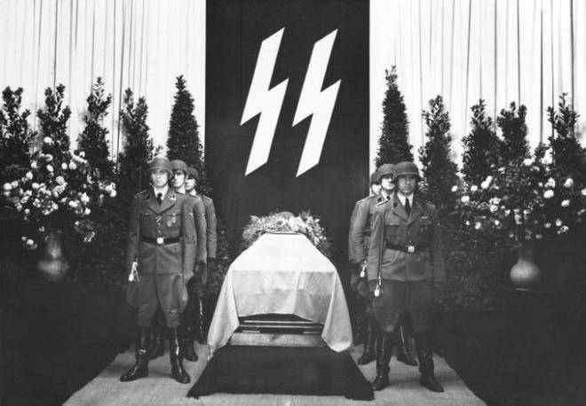 二战德军闪电标志图片