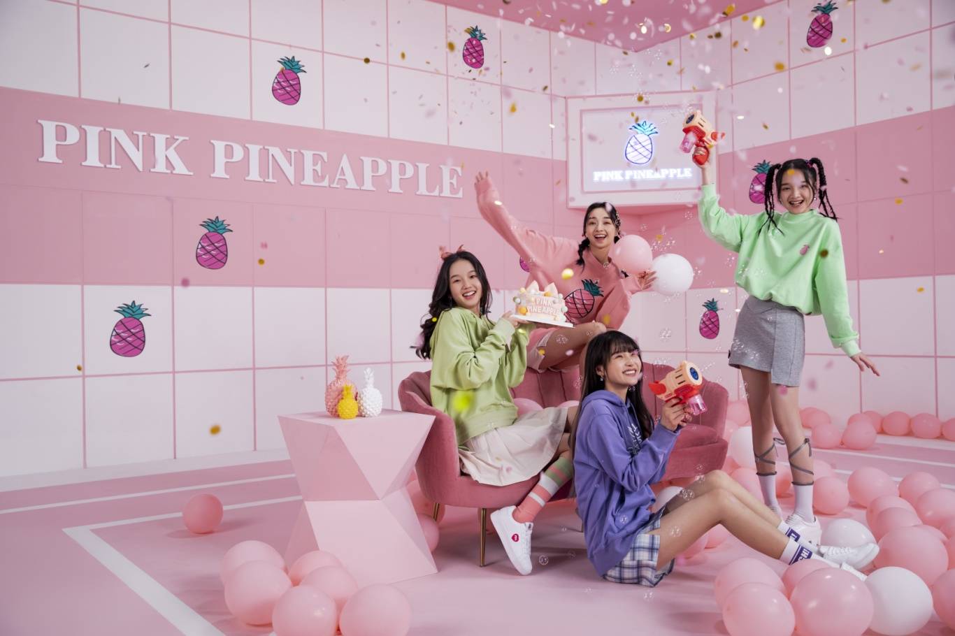 卫衣 粉红菠萝舞来了！韩国潮牌Pink Pineapple，3天曝光引流1600万