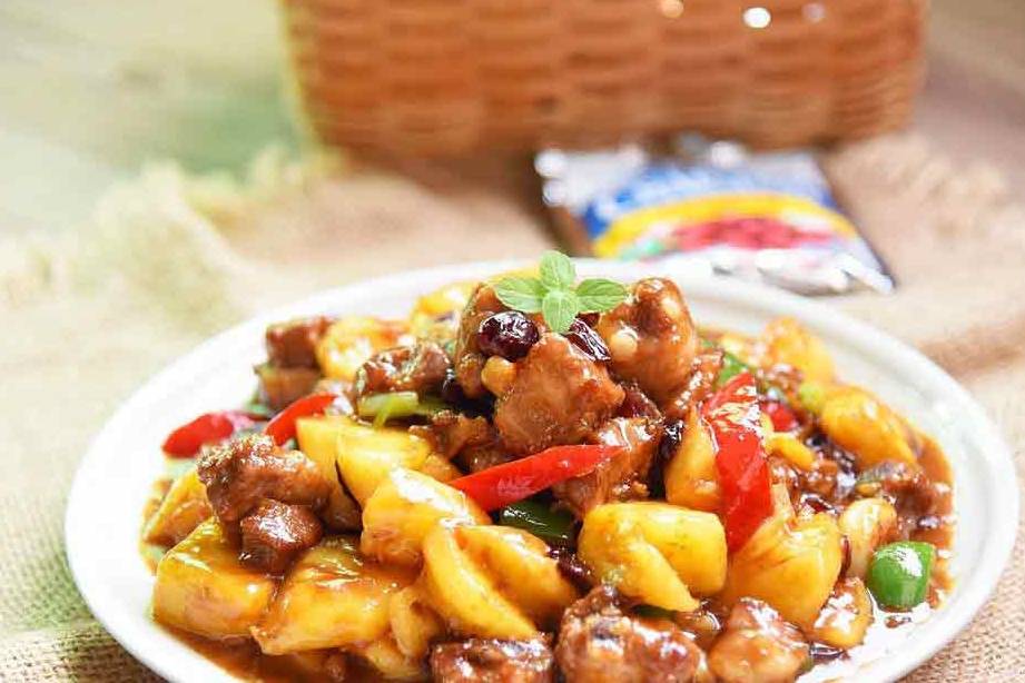 果香|春天自己做菠萝排骨15分钟出锅!酸甜开胃,果香浓郁,做法简单